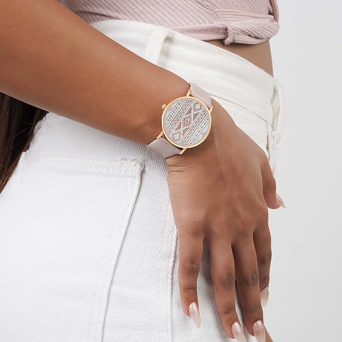 Witch Pu Strap Watch