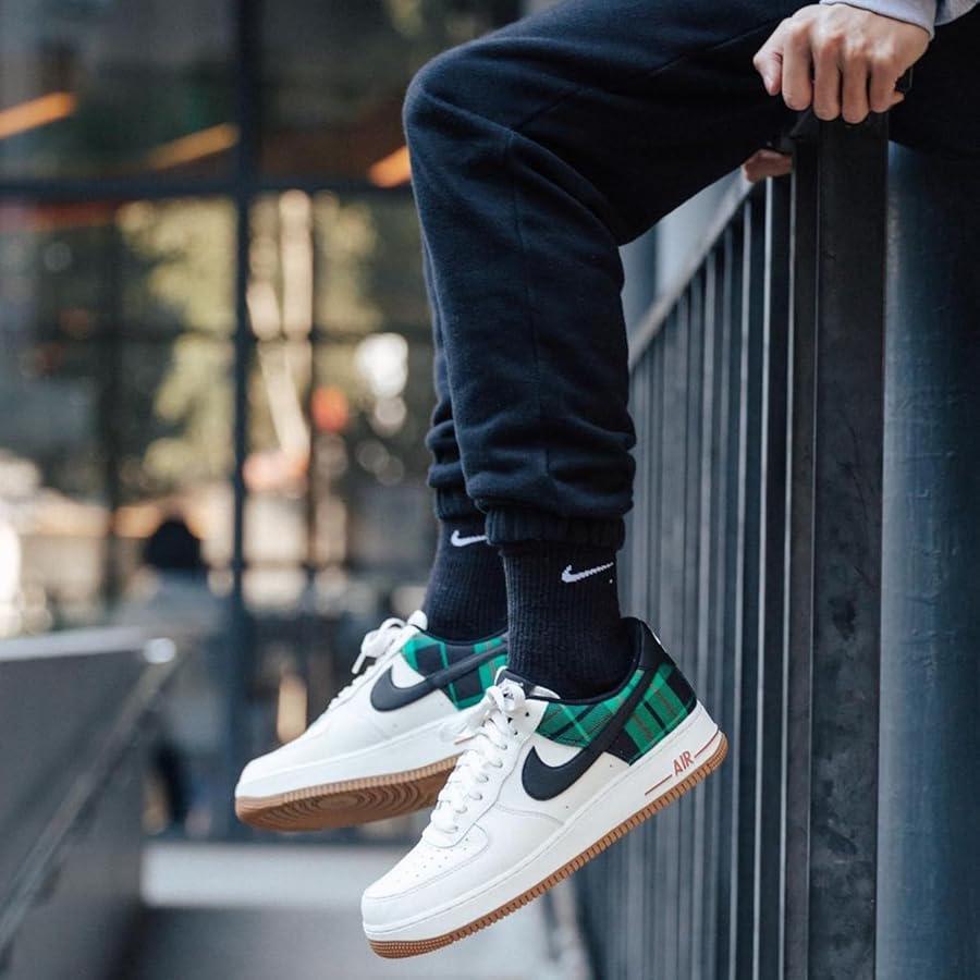NIKE AIRFORCE BURBERRY