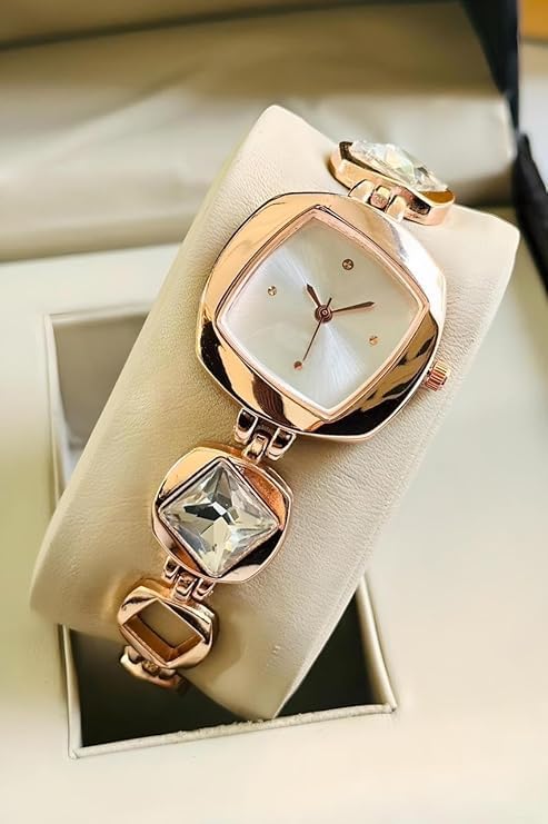EVRGLOW Luxury Dial in Square case with Stone Studded brecelet Strap Quartz