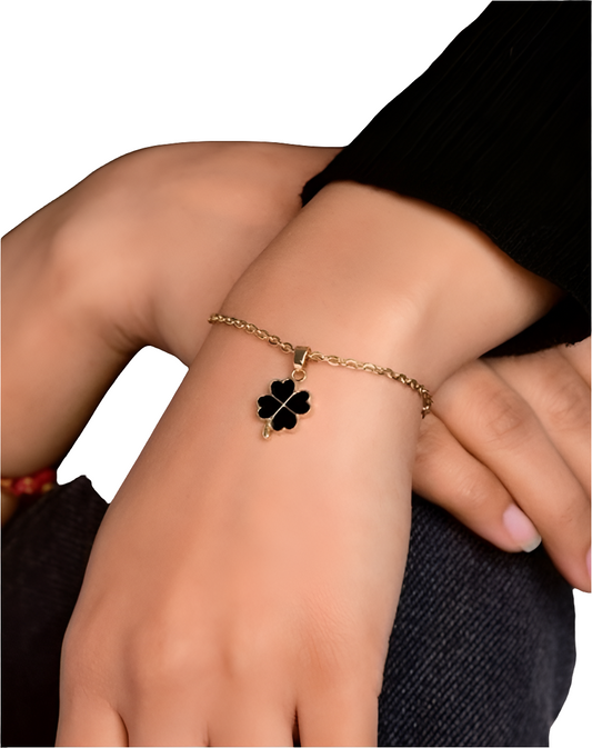 Ebony bud floral bracelet