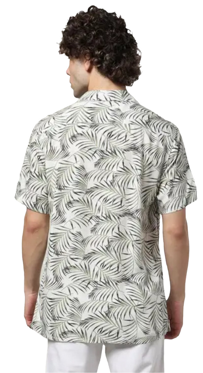 Leaf print with patch pocket