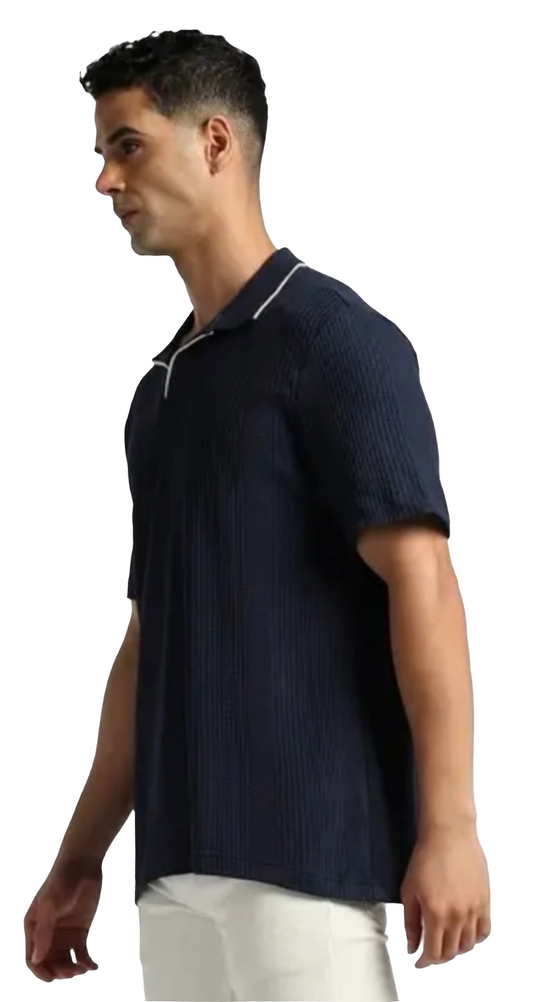 Solid structured jhonny t-shirt